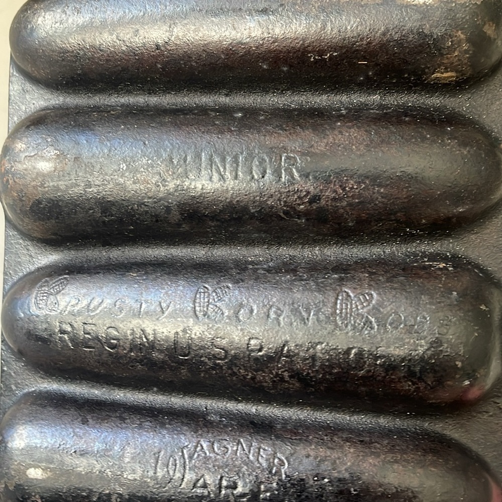 VTG Cast Iron Wagner Ware Junior Krusty Korn Kobs Cornbread Pan 1319 - Picture 5 of 6